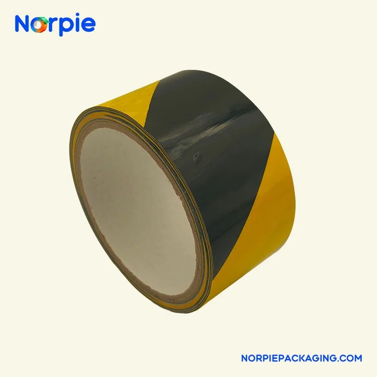 شريط تحذير باللونين الأسود والأصفر